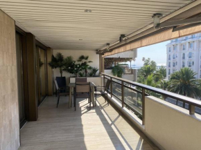 Cannes Croisette - Appartement 3 Pièces Résidence GRAY D'ALBION